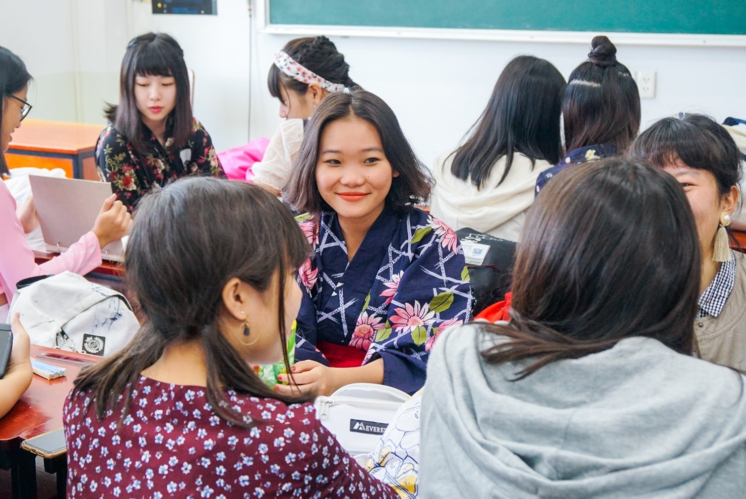 Những hoạt động giao lưu giữa Sinh viên TDTU và học sinh Trường Osaka Sakurazuka