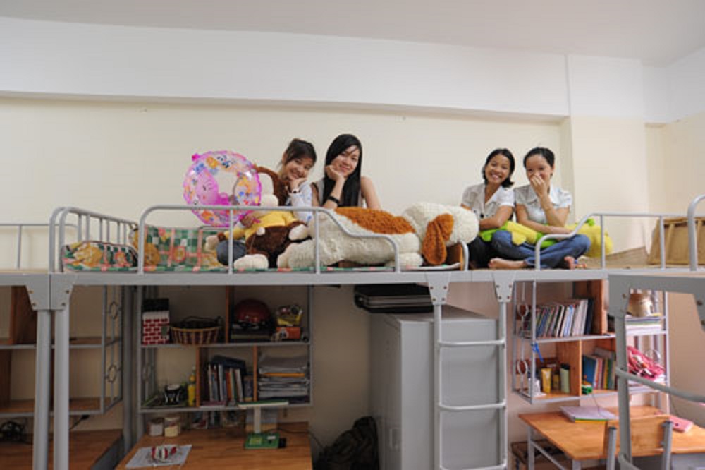 Phòng ở sinh viên nội trú