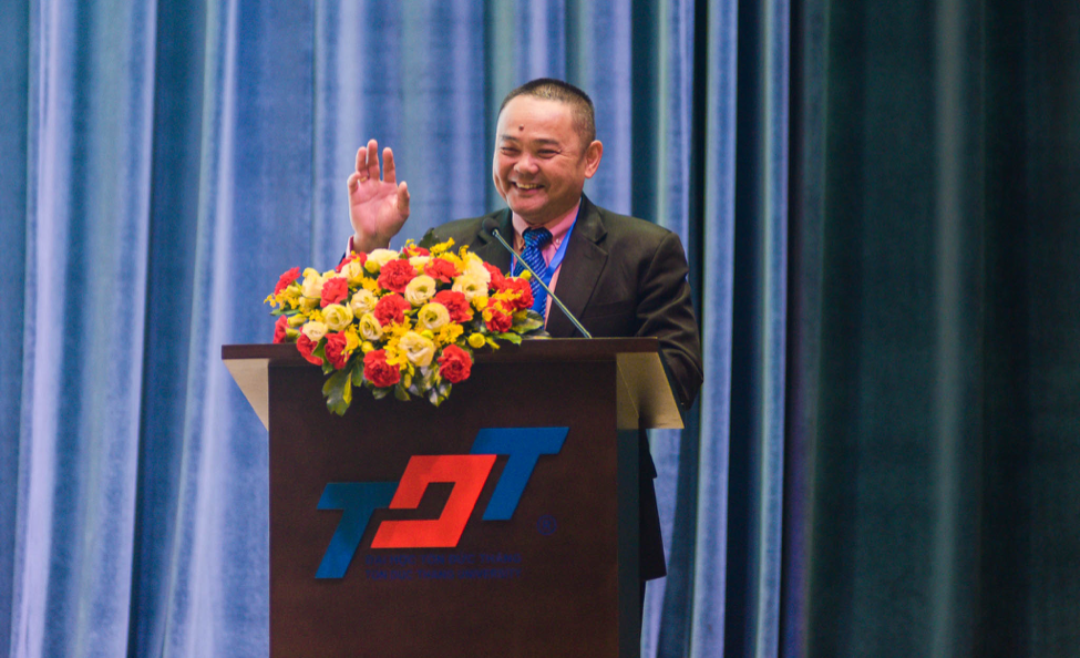 Prof. Lim Boon Hooi, the Co–Chairman of ICSS 2019 delivering the opening speech