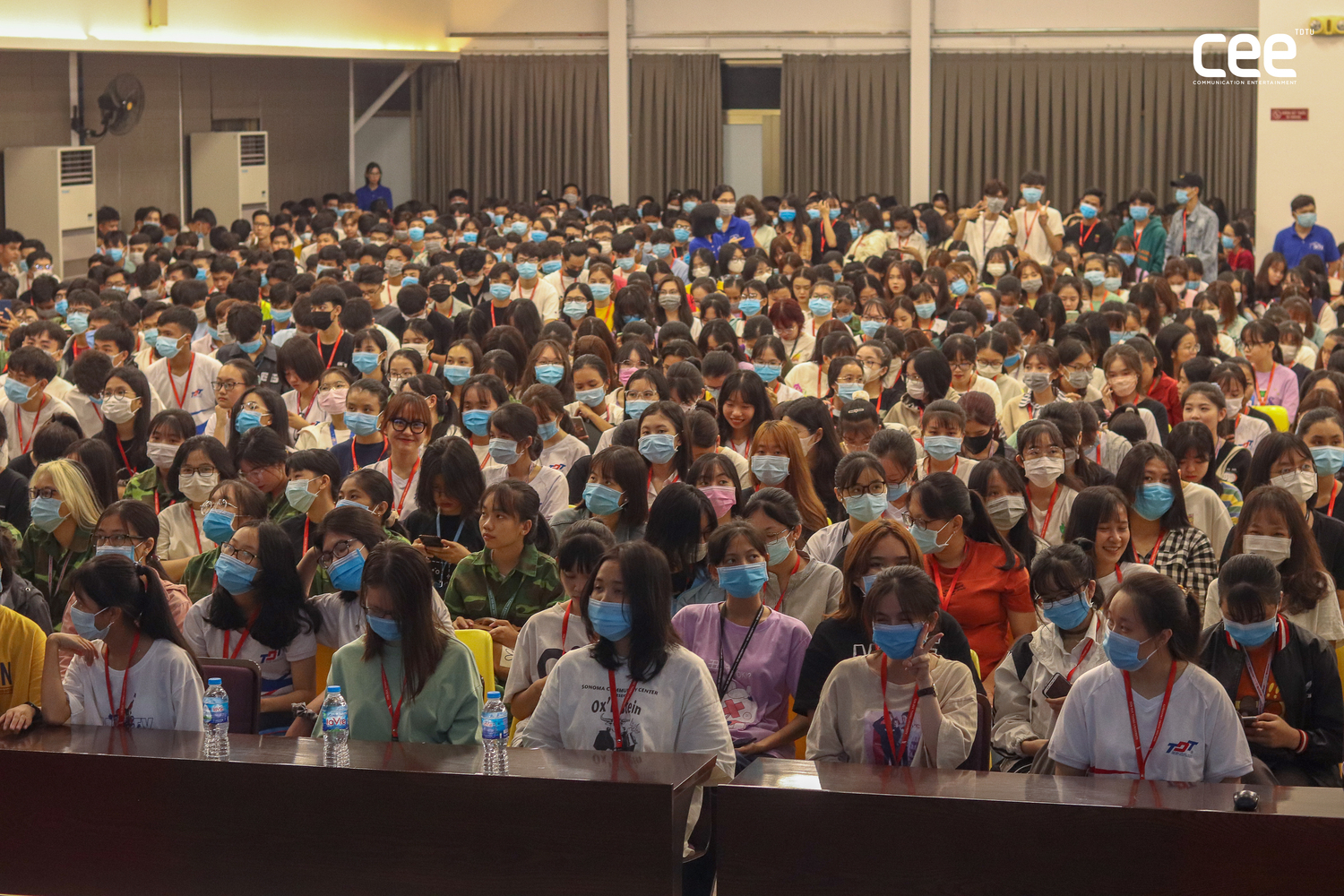Hơn 900 Tân sinh viên tham dự tập huấn