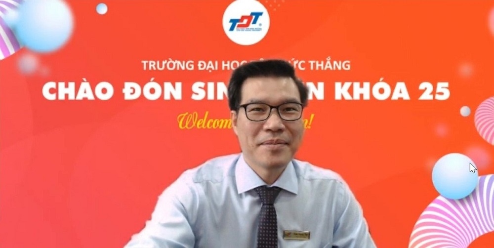 Dr. Tran Trong Dao – Acting President of TDTU delivering a speech to welcome new students of Intake 25.  