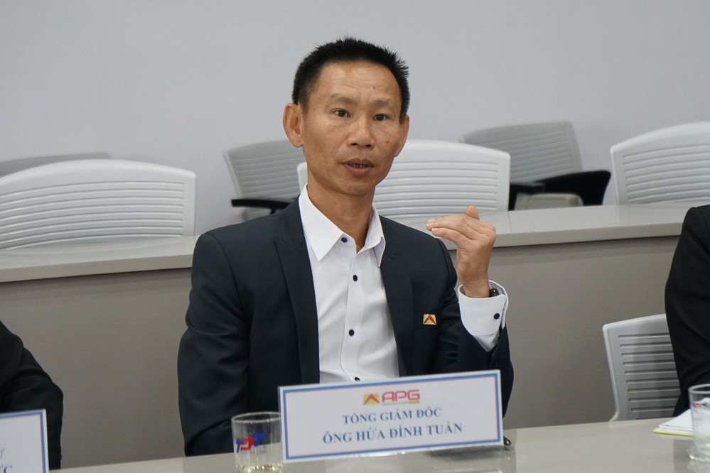 Ông Hứa Đình Tuấn đánh giá rất cao chất lượng sinh viên tốt nghiệp từ TDTU