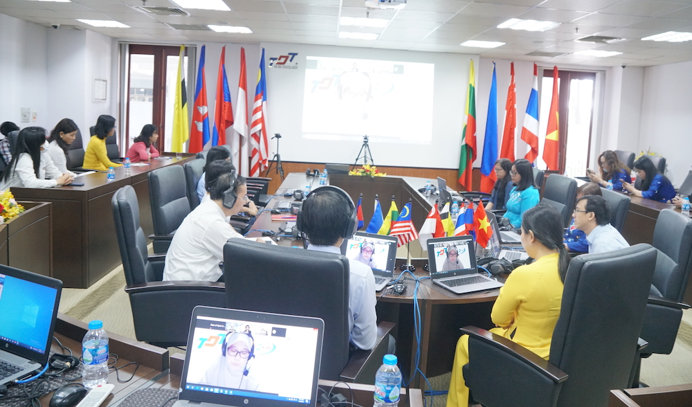 Quang cảnh phiên bế mạc tại TDTU.