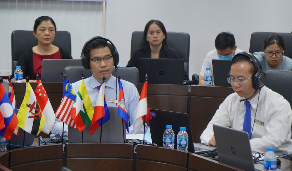 Lãnh đạo TDTU phát biểu bế mạc.