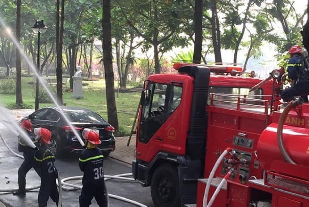 Diễn tập chữa cháy tại khu vực nhà F.