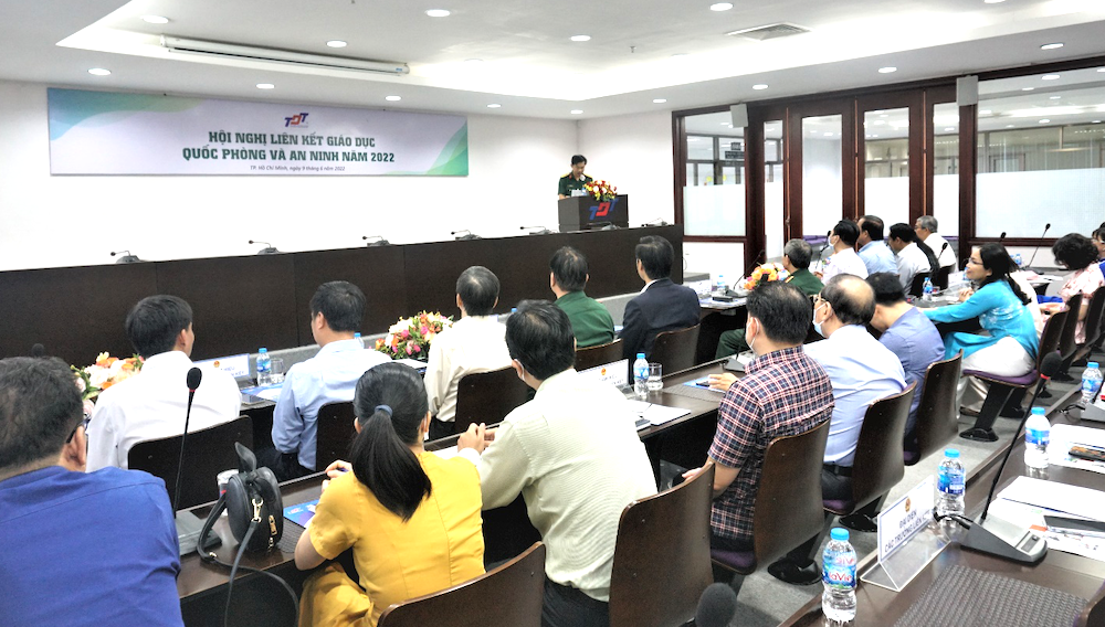 Toàn cảnh Hội nghị.