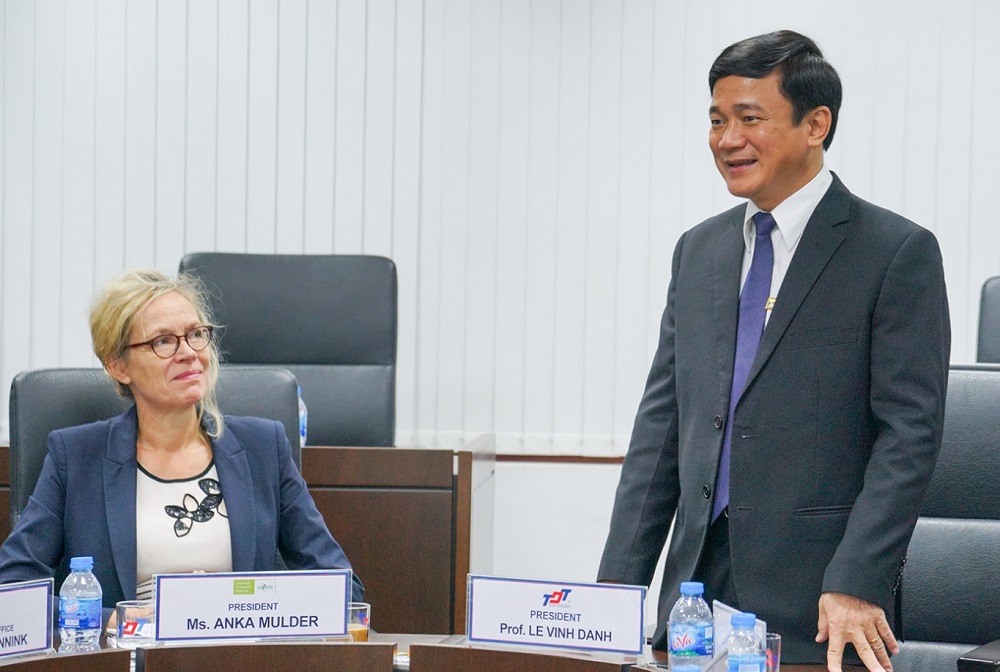 Prof. Le Vinh Danh, President of TDTU, welcoming the SaxionU