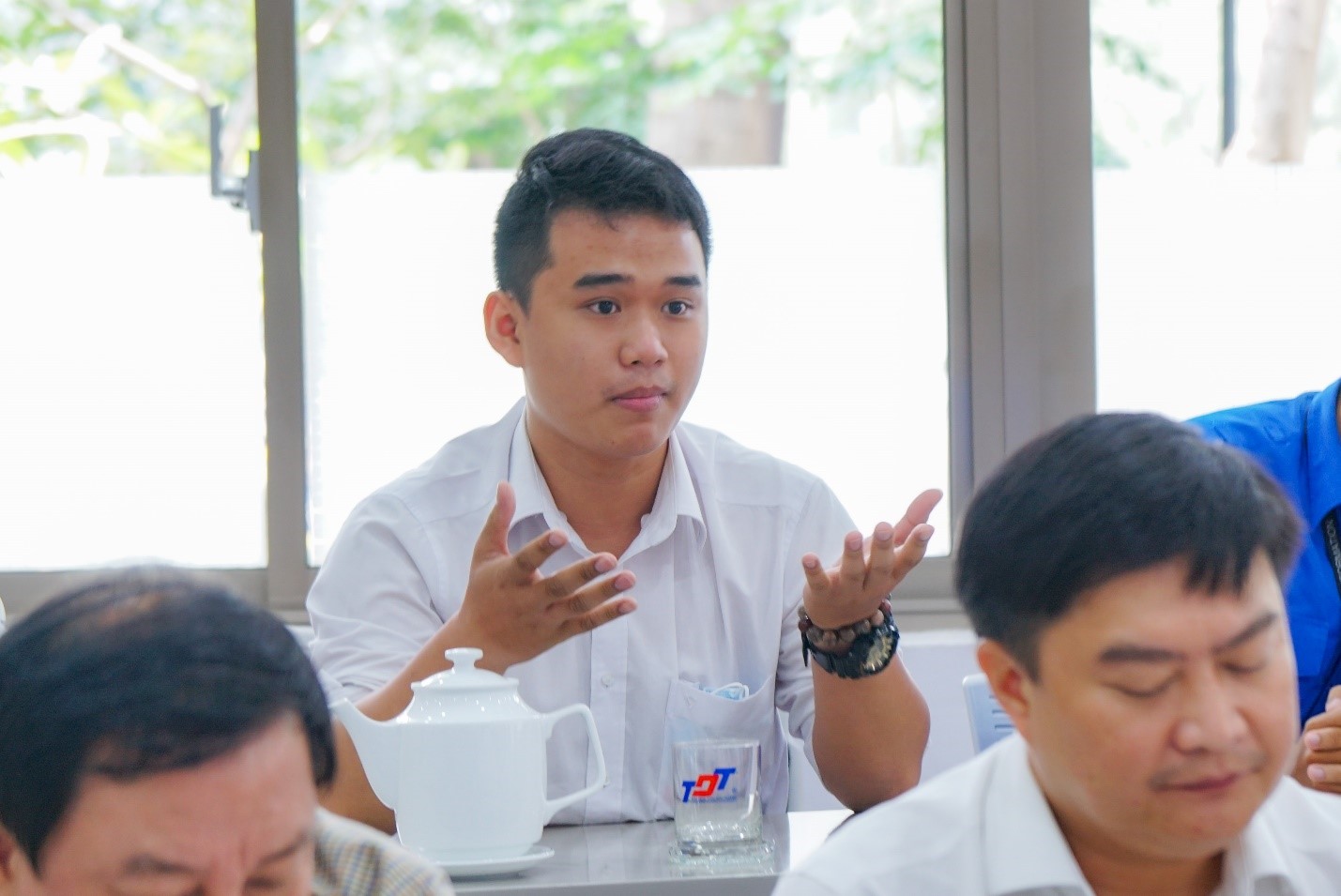 Đại diện các doanh nghiệp và cựu sinh viên nhận xét và góp ý về chất lượng giáo dục của TDTU.