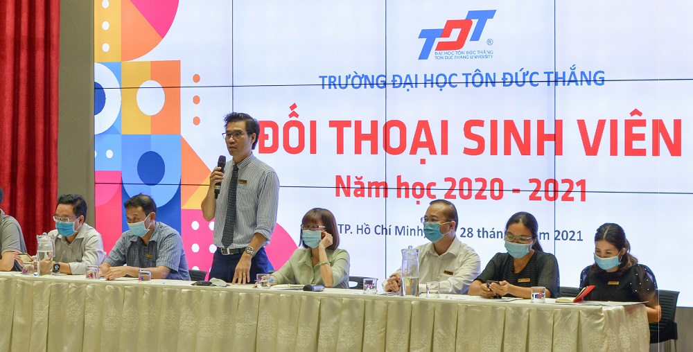 TS. Trần Trọng Đạo – Quyền Hiệu trưởng TDTU phát biểu kết luận tại buổi đối thoại.