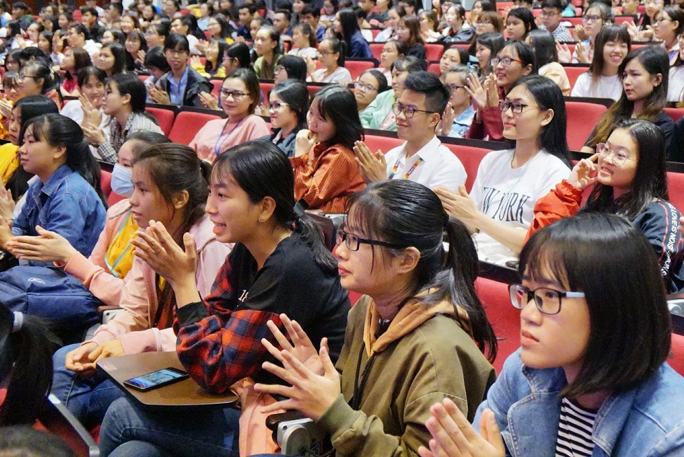 ... gave the audience a lot of surprise