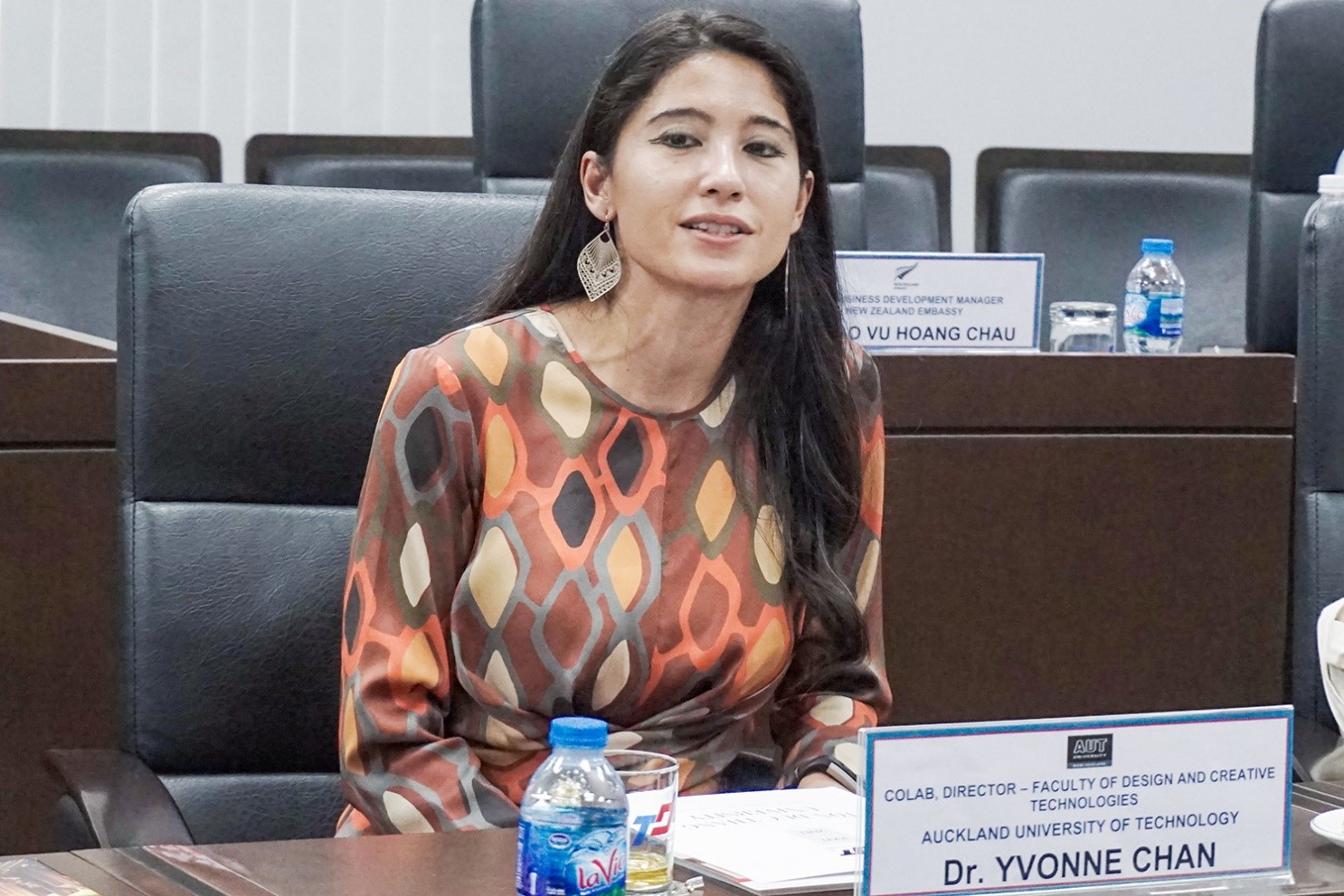 Hai bên trao đổi về những ý tưởng hợp tác sắp tới