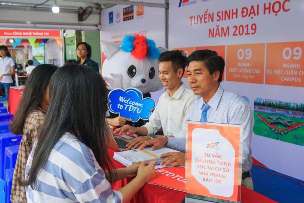 … being instructed about enrolment procedures for admission for the academic year 2019