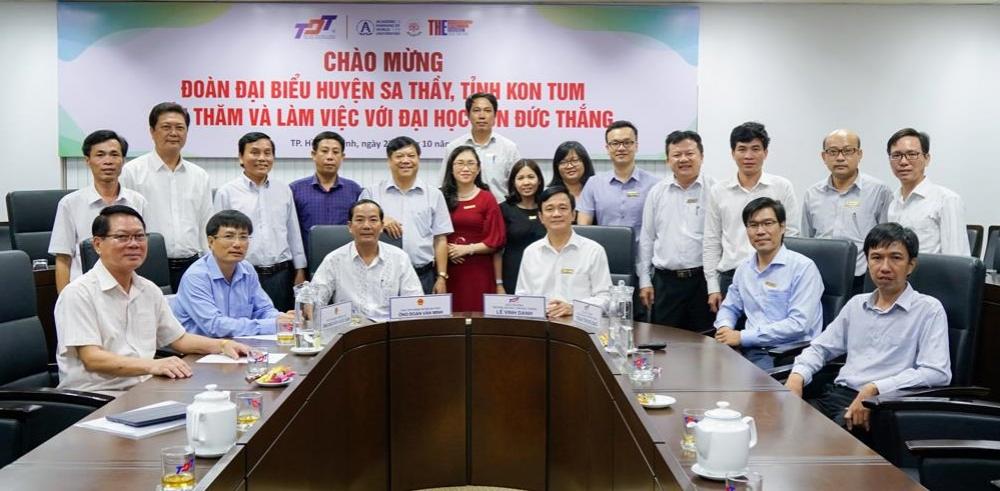 TDTU’s Leaders and Sa Thay District’s Delegation in a memorable photo