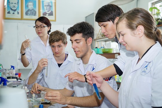 Sinh viên quốc tế học tập và nghiên cứu tại TDTU 